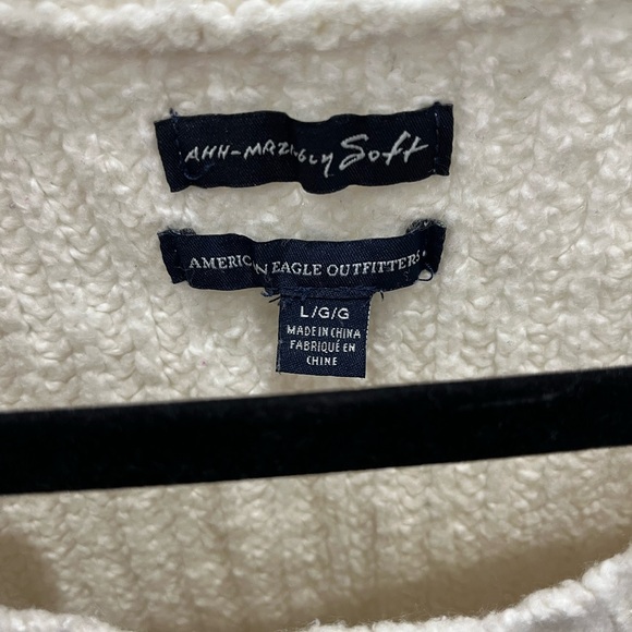 AE Sweater - Picture 4 of 4